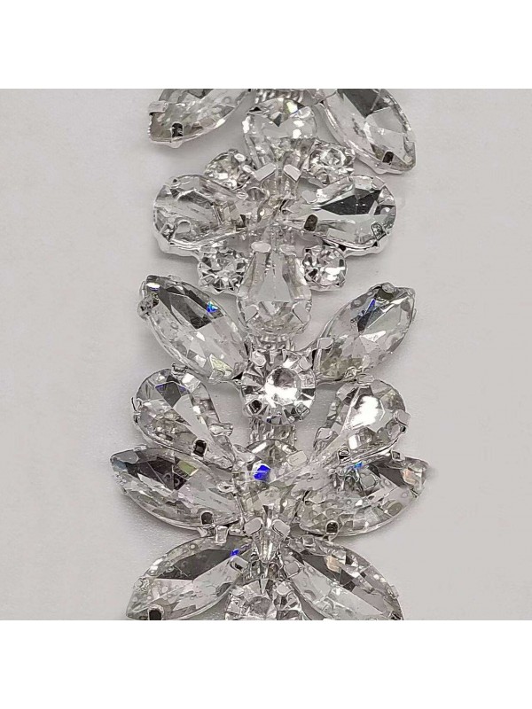 Rhinestone trim - T06 