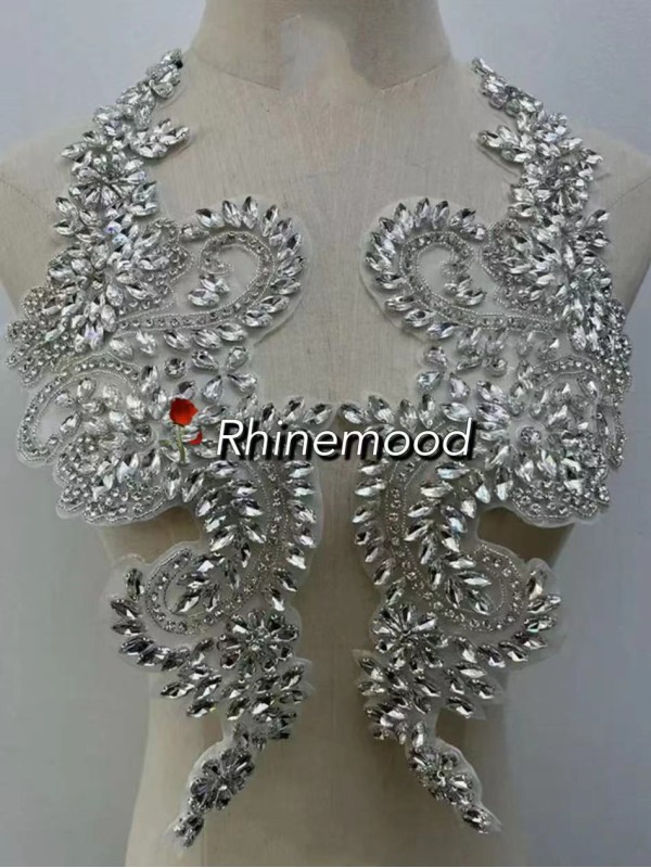 Freesia - Iron on rhinestone patch 