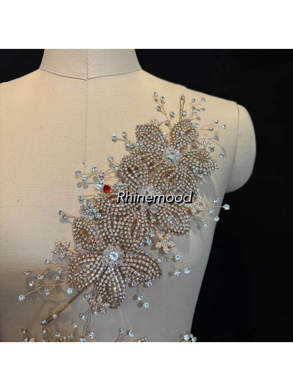 RM252 - Luxury Ornament